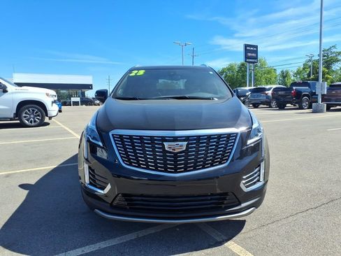 Certified 2023 Cadillac XT5 Premium Luxury AWD/4WD image 2