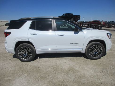 New 2026 GMC Terrain Denali image 3