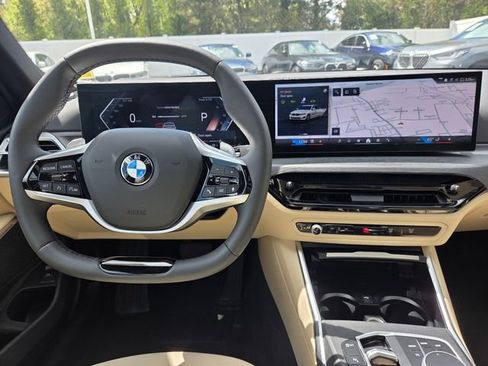 Used 2025 BMW 330i xDrive Sedan w/ M Sport Package AWD/4WD image 13