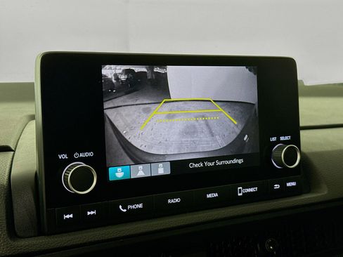 Used 2024 Honda CR-V LX image 14