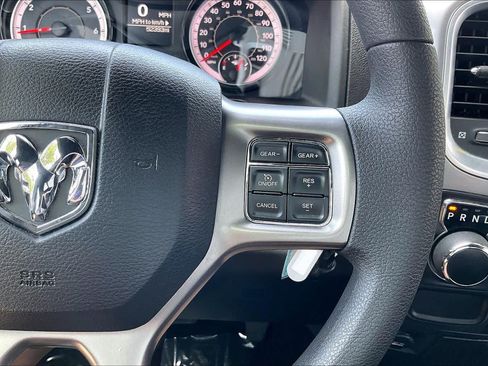 Used 2024 RAM 1500 Warlock RWD image 37