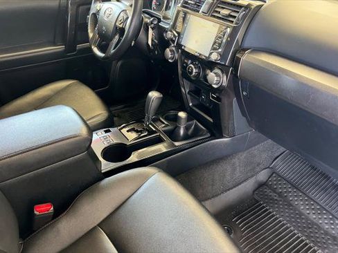 Certified 2021 Toyota 4Runner Venture w/ Moonroof Package AWD/4WD image 17