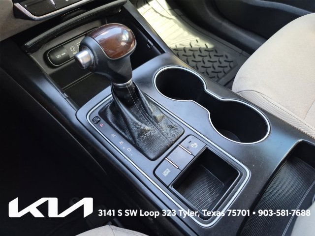 Used 2017 Kia Sorento FWD w/ LX Convenience Package image 38