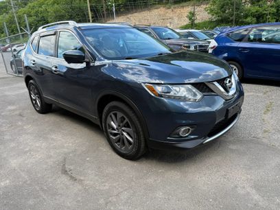 Used 2016 Nissan Rogue SL w/ SL Premium Package