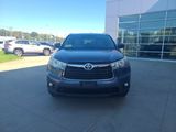 Used 2015 Toyota Highlander XLE image 2