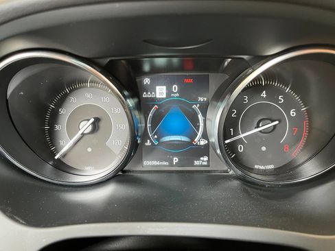 Used 2020 Jaguar E-PACE AWD/4WD image 7