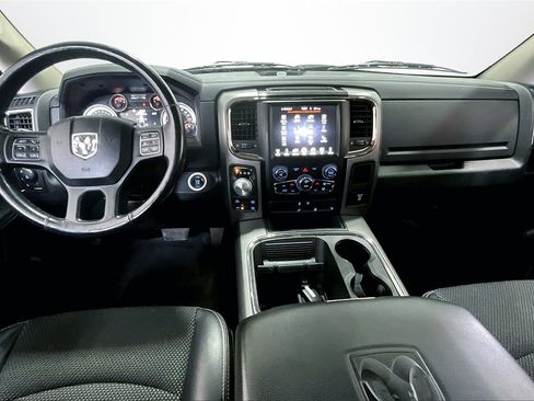 Used 2016 RAM 1500 Sport w/ Black Ram 1500 Sport Group image 8