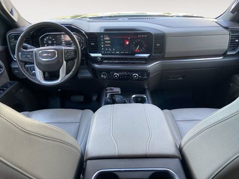 Used 2023 GMC Sierra 1500 SLT w/ SLT Premium Package AWD/4WD image 10