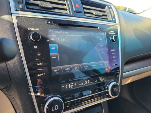 Used 2018 Subaru Outback 3.6R Limited image 28