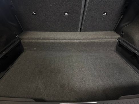 Used 2023 Nissan Ariya FWD image 27