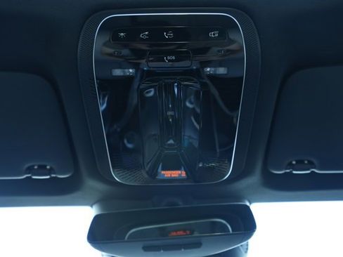 Used 2026 Mercedes-Benz GLC 300 4MATIC image 32