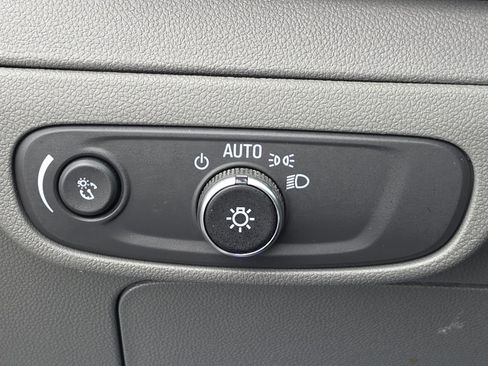 Certified 2023 Chevrolet Bolt EUV Premier w/ Sun & Sound Package FWD image 26
