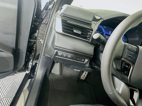 Used 2025 Toyota Camry XSE FWD image 11