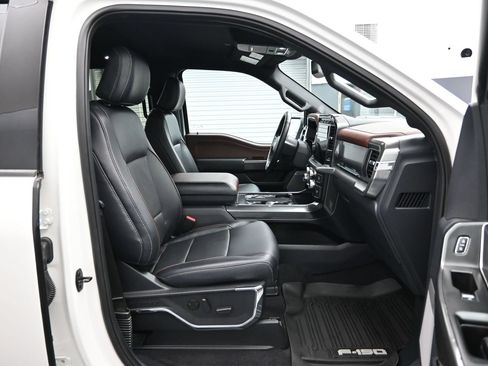 Used 2023 Ford F150 Lariat w/ Max Trailer Tow Package AWD/4WD image 13