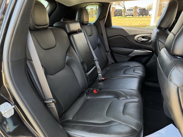 Used 2021 Jeep Cherokee Latitude Lux w/ Trailer Tow Group AWD/4WD image 29