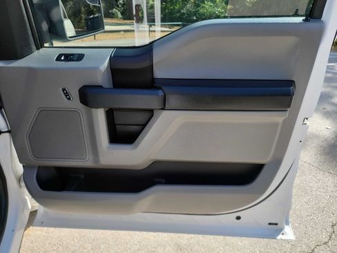 Used 2016 Ford F150 XL w/ XL Power Equipment Group AWD/4WD image 32