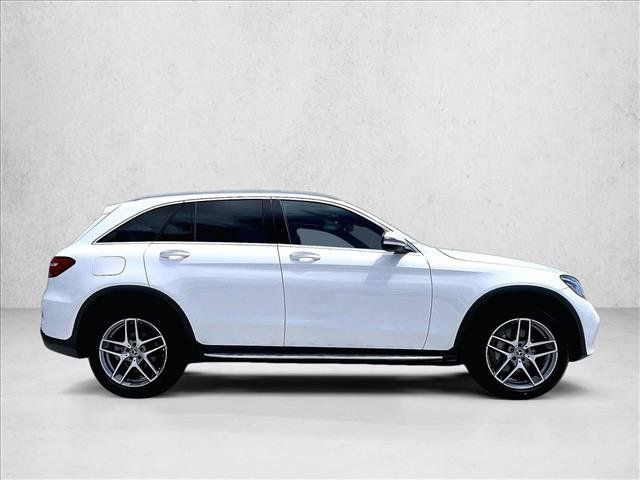 Used 2019 Mercedes-Benz GLC 300 4MATIC image 5