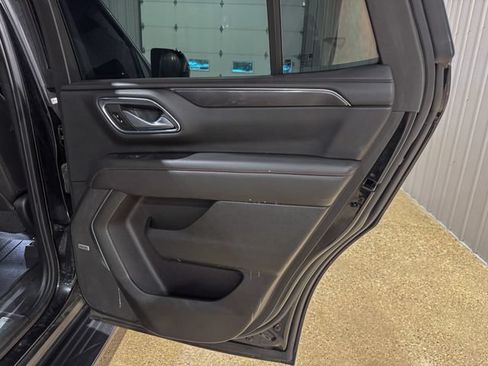 Used 2021 Chevrolet Tahoe RST w/ Luxury Package AWD/4WD image 30