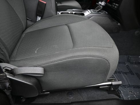 Used 2022 Jeep Wrangler Sport AWD/4WD image 32