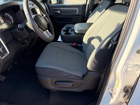 Used 2024 RAM 1500 Classic SLT AWD/4WD image 12