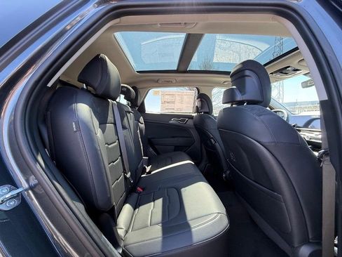 New 2026 Kia Sportage SX Prestige AWD/4WD image 12