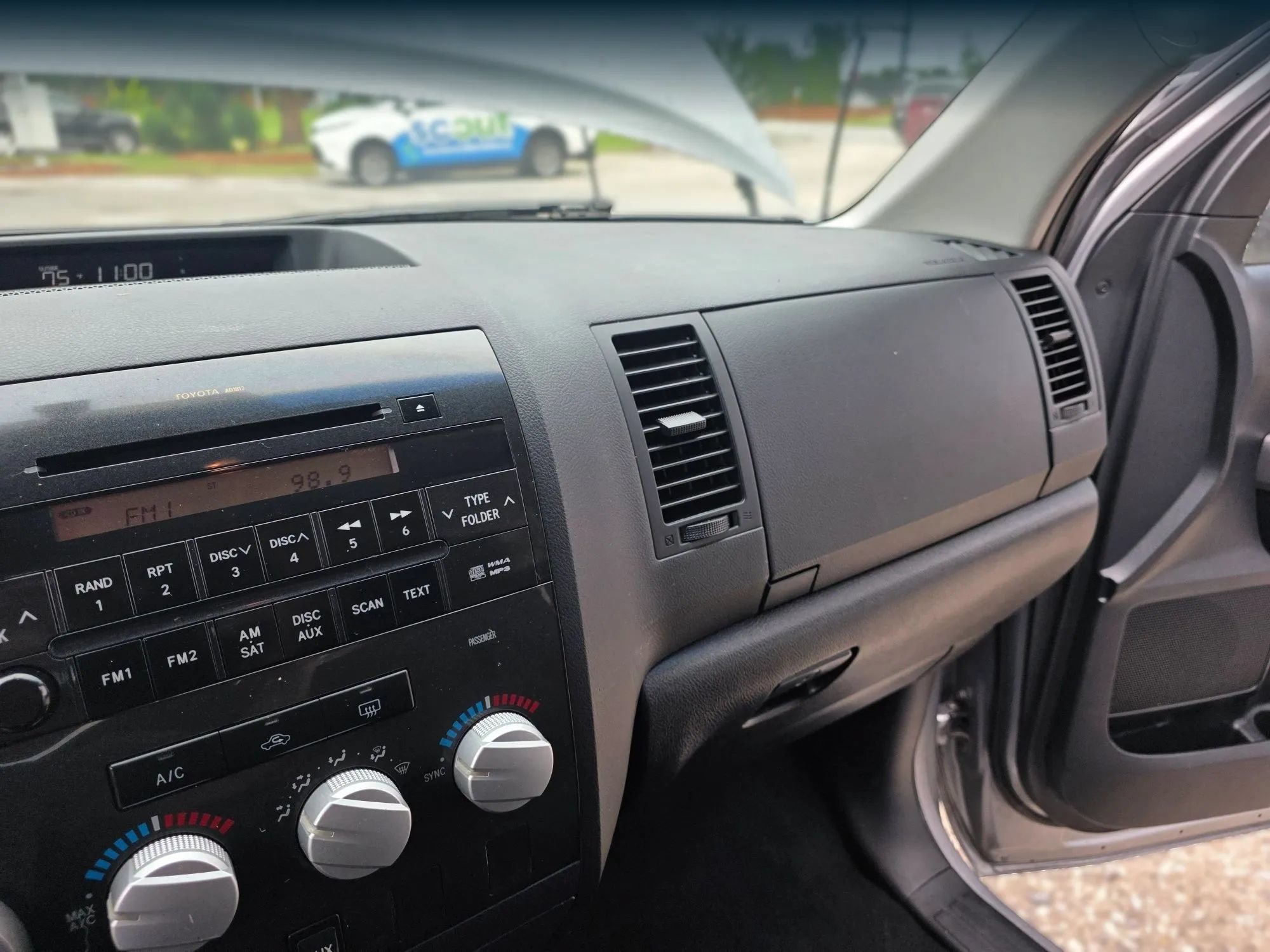 Used 2010 Toyota Tundra 2WD CrewMax w/ Tow Pkg image 17