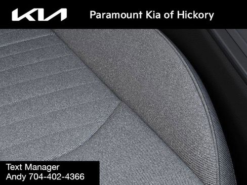 New 2025 Kia K4 EX image 24