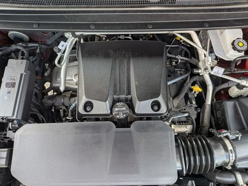 Used 2023 Chevrolet Colorado LT w/ LT Convenience Package RWD image 13