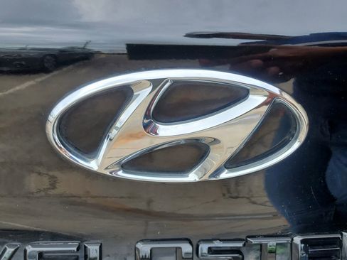 Used 2020 Hyundai Veloster Turbo R-Spec FWD image 9