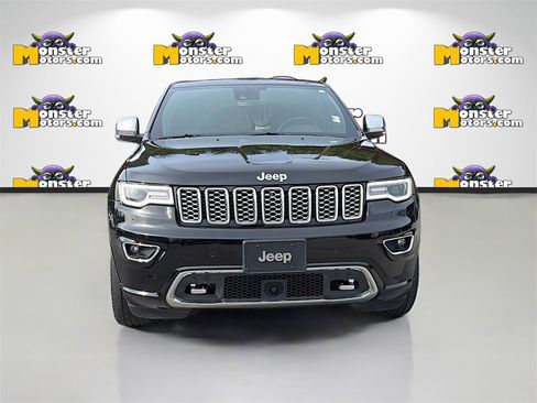 Used 2019 Jeep Grand Cherokee Overland w/ Jeep Active Safety Group image 2