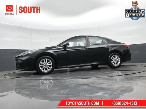 Used 2025 Toyota Camry LE w/ Convenience Package FWD image 43