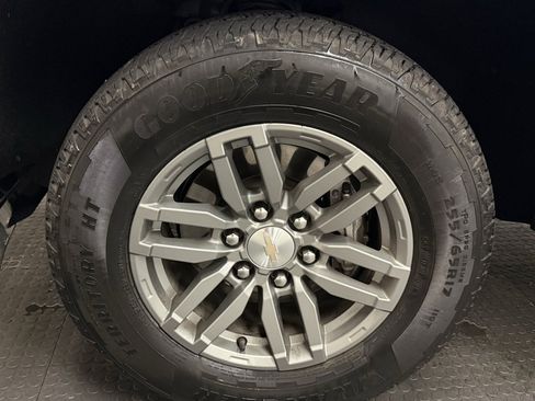 Used 2023 Chevrolet Colorado LT w/ LT Convenience Package image 10