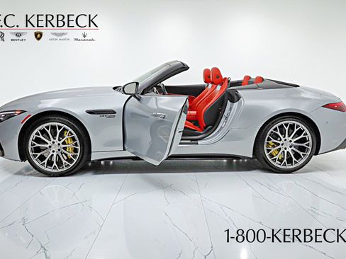 Used 2024 Mercedes-Benz SL 63 AMG 4MATIC image 4