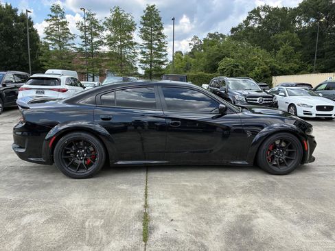 Used 2022 Dodge Charger SRT Hellcat RWD image 8