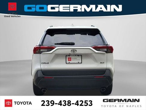 Certified 2022 Toyota RAV4 XLE w/ Convenience Package FWD image 8