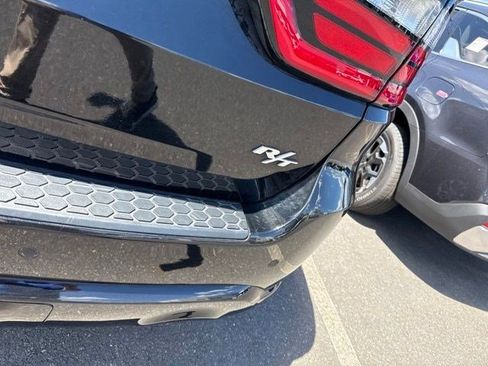 Used 2019 Dodge Durango R/T w/ Technology Group AWD/4WD image 32