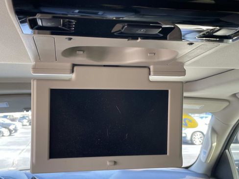 Used 2016 GMC Yukon Denali w/ Open Road Package image 15