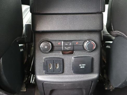 Used 2018 Ford Explorer Limited AWD/4WD image 31