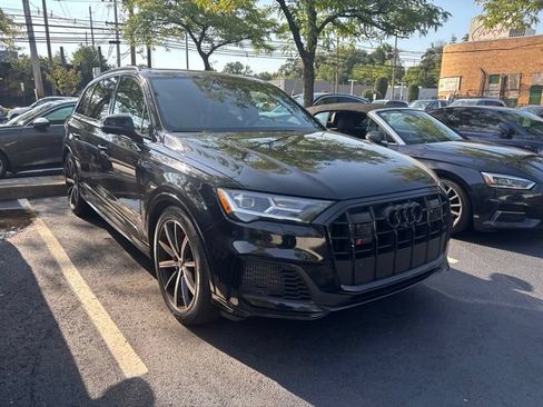 Used 2022 Audi SQ7 Prestige AWD/4WD image 11