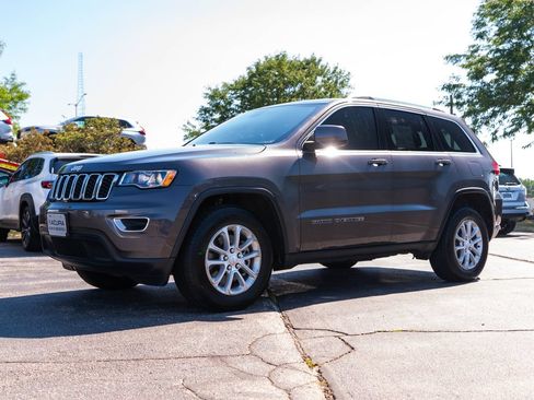 Used 2021 Jeep Grand Cherokee Laredo X AWD/4WD image 5