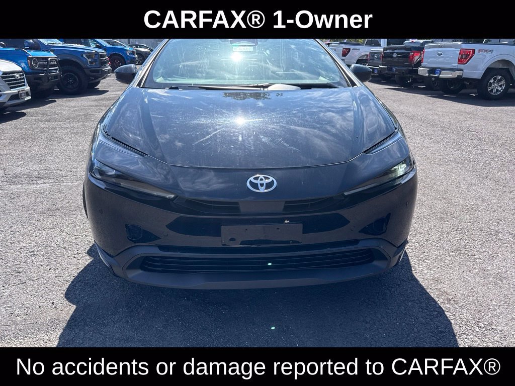 Used 2023 Toyota Prius LE FWD image 2