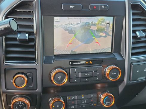 Used 2019 Ford F150 XLT w/ Equipment Group 302A Luxury image 10