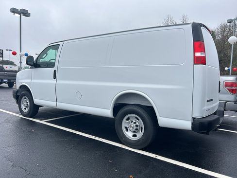 New 2025 Chevrolet Express 2500 w/ Driver Convenience Package image 6