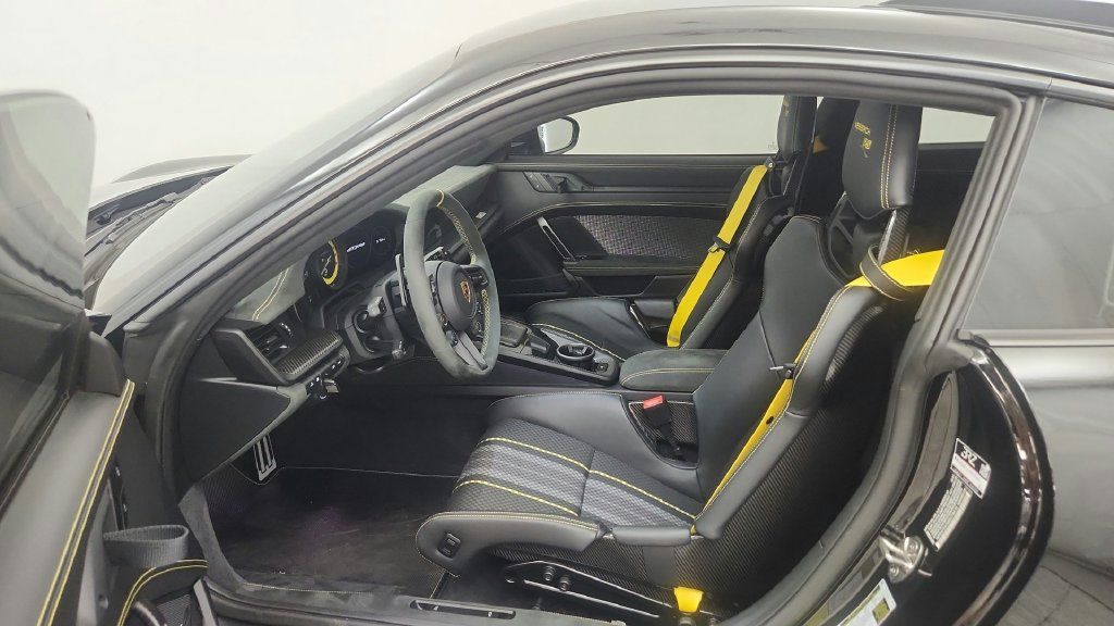 Used 2025 Porsche 911 GT3 RS RWD image 36