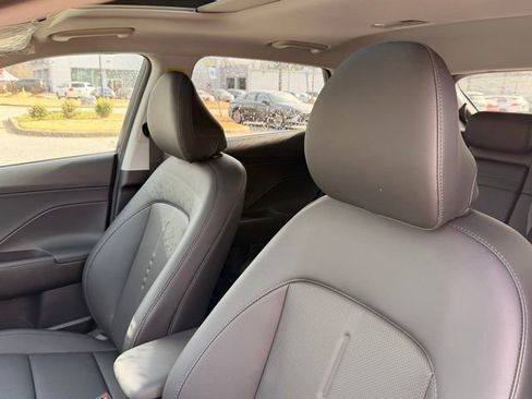 New 2026 Hyundai Kona Limited FWD image 24