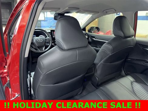 Used 2024 Toyota Camry SE image 28