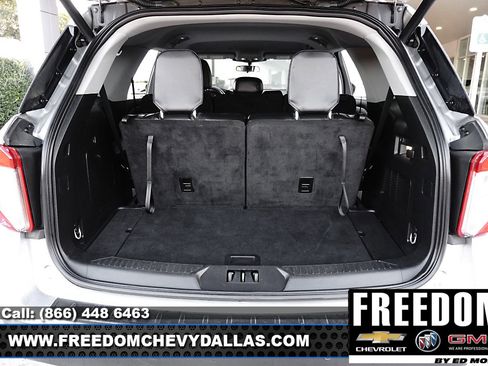 Used 2024 Ford Explorer XLT w/ Equipment Group 202A image 45