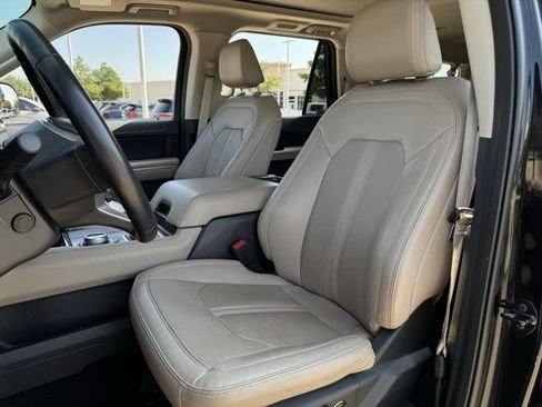 Used 2024 Ford Expedition Max Limited AWD/4WD image 28