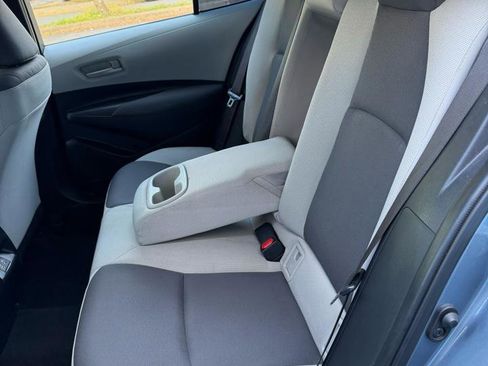 Used 2023 Toyota Corolla LE FWD image 19
