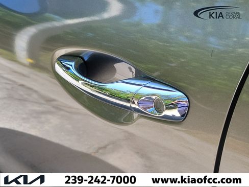 Used 2018 Kia Sorento L FWD image 9